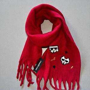 NWT KARL LAGERFELD Paris Womens Fuzzy Scarf Karl Cat Logo Red